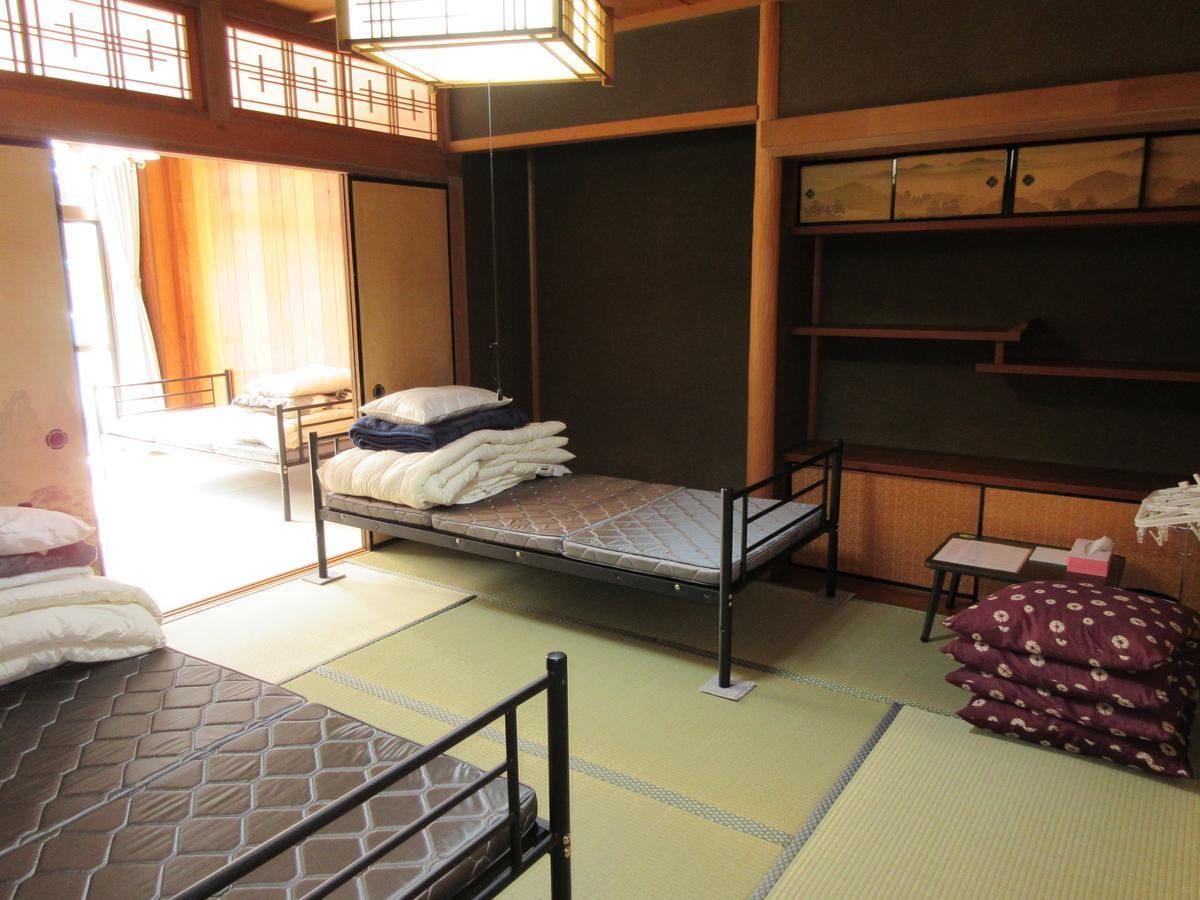 Tsushima Guesthouse Tsushima (Aichi) ภายนอก รูปภาพ